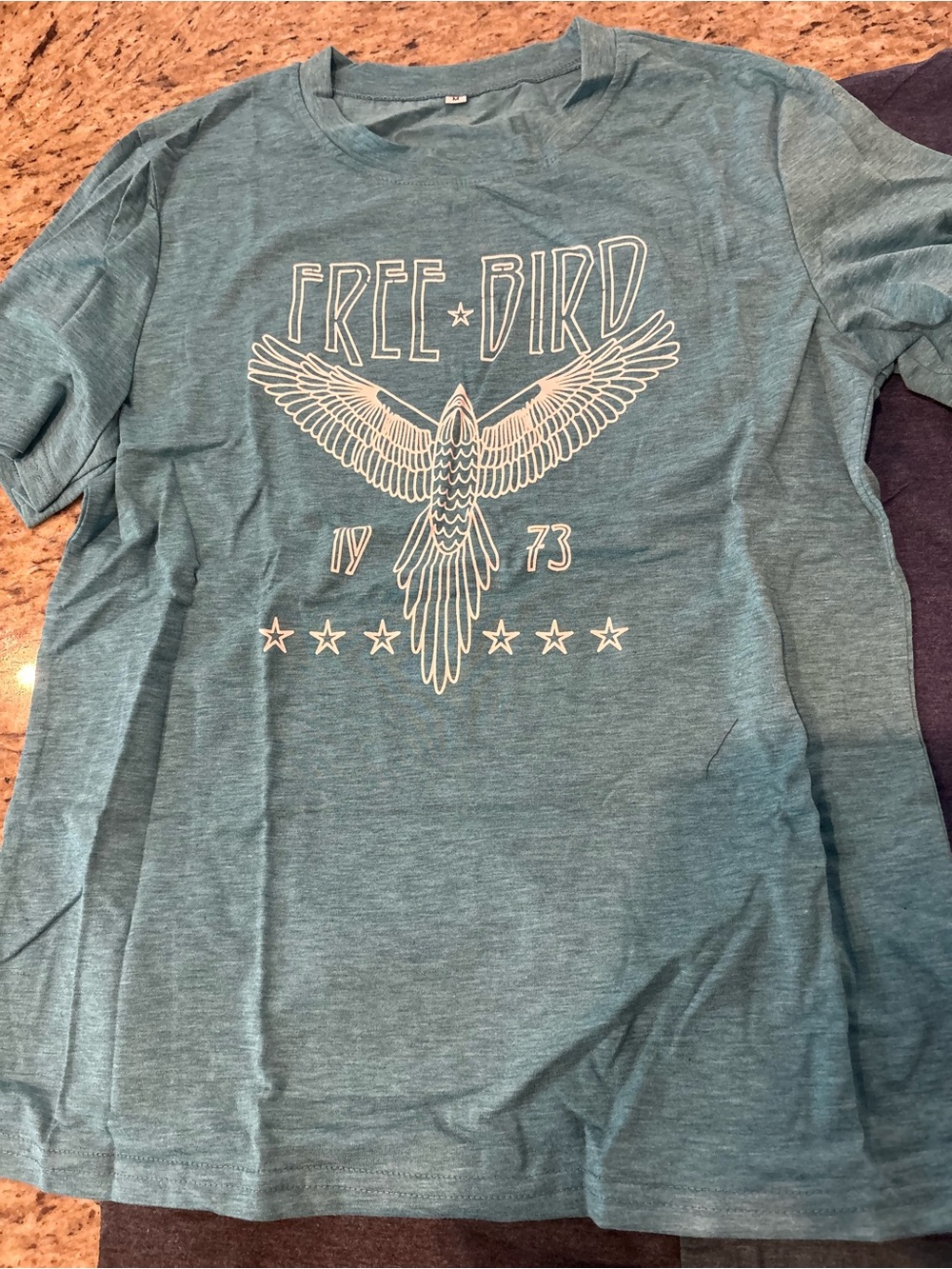 Set of 4 women’s graphic tees - Picture 15 of 16